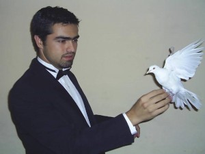 Mago Christian Avisos gratis en Chile en Santiago |  Mago Christian - Magia interactiva - Fiestas infantiles - Magia en eventos, Divertido show de magia para eventos. Cel: 9 892 8345