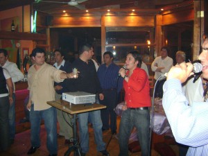 Karaoke Party Avisos gratis en Chile en Santiago |  ARRIENDO DE KARAOKE PARA EVENTOS, KARAOKE PROFESIONAL