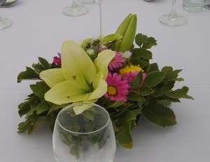 Mauricio Rojas Avisos gratis en Chile en Santiago |  ARREGLOS FLORES NATURALES , RAMOS DE NOVIA, DECORACION MATRIMONIOS, MAURICIO ROJAS - WILMA FUENTES PEINADOS Y MAQUILLAJES A DOMICILIO