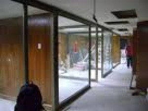 Rodrigo Navarrete Avisos gratis en Chile en La Reina |  MANTENCION Y REPARACION DE VENTANAS Y PUERTAS DE ALUMINIO, CIERRE DE TERRAZAS EN ALUMINIO