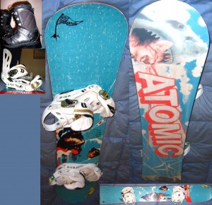 Enrique Avisos gratis en Chile en Vitacura |  Vendo Snowboard Atomic modelo Pivot 156, Fijaciones Drake Fifty. Botas Generics n10., 250.000 mil pesos