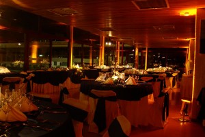 Primercorte Producciones Avisos gratis en Chile en Santiago |  Iluminaci&oacute;n y M&uacute;sica Para Eventos: Matrimonios, Fiestas de Graduacion..., Primercorte Producciones - Iluminaci&oacute;n y M&uacute;sica PAra Eventos.