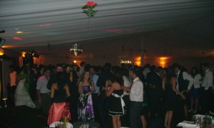 Primercorte Producciones Avisos gratis en Chile en Santiago |  Iluminaci&oacute;n y M&uacute;sica Para Eventos: Matrimonios, Fiestas de Graduaci&oacute;n..., Primercorte Producciones. M&uacute;sica Envasada, Dj, Iluminaci&oacute;n, Amplificaci&oacute;n.