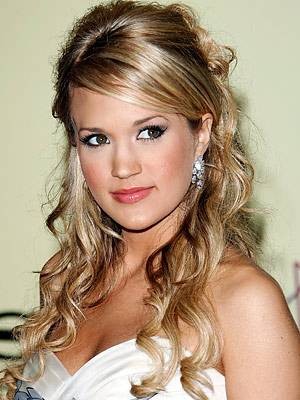 WILMA FUENTES STUDER Avisos gratis en Chile en Santiago |  PEINADOS Y MAQUILLAJE MAC, NOVIAS, GRADUACIONES, A DOMICILIO, MADRINAS, FIESTAS, EVENTOS, ARREGLOS FLORALES, RAMOS NOVIA