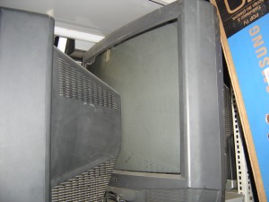 tele Avisos gratis en Chile en Santiago |  tengo tres televisores SONY para la venta, SONY   SONY  SONY  