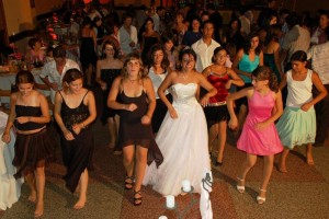 DJ-ARY Avisos gratis en Chile en Rancagua |  ANIMACION-DJ,MUSICA -LUCES Y AMPLIFICACION PARA MATRIMONIOS-FIESTAS , EVENTOS EN RANCAGUA Y LA SEXTA REGION