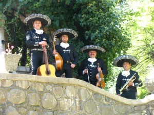 Mariachi chile mexico Avisos gratis en Chile en La Granja |  Contratar Mariachis para serenata  02-7279788, Mariachis a domicilio