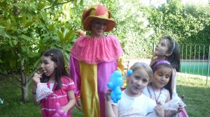 PRODUCTORA DE EVENTOS  INFANTILES PAYASITA ESTRELLITA Avisos gratis en Chile en Santiago |  PAYASITAS PINTACARITAS, JUEGOS, CONCURSOS, TUNEL MAGICO, TITERES, PAYASITAS Y PRINCESITAS, ANIMACIO