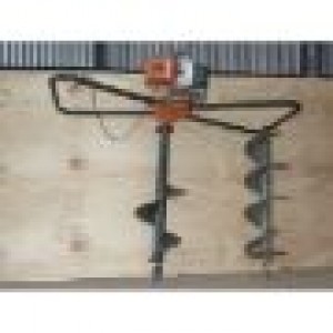 raul Avisos gratis en Chile en Santiago |  hoyadora STIHL especial parronales poco uso, 400.000 diametro sinfin 30 cm