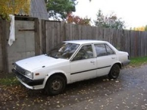 nissan sunny 82 Avisos gratis en Chile en Los Andes |  auto para desarme, los andes