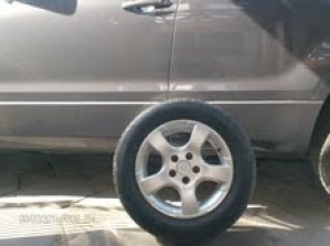Elba Maldonado Avisos gratis en Chile en San Bernardo |  Llantas originales aro 14, marca MANGELS originales