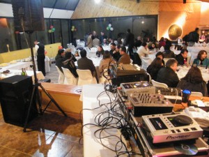 rzproducciones Avisos gratis en Chile en Santiago |  amplificacion,iluminacion,sonidista y animador para eventos de fin de a&ntilde;o, dj,baile entretenido, animadores,musica en vivo,karaoke