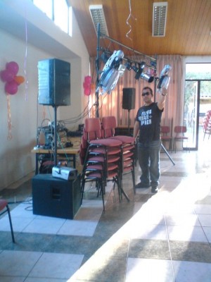 rzproducciones Avisos gratis en Chile en Santiago |  dj y animador para matrimonios y fiestas, amplificacion, luces, karaoke