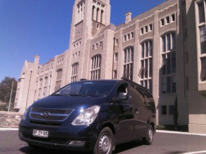 Juan  Avisos gratis en Chile en Santiago |  van con chofer(562) 6381201, arriendo de van en santiago regiones turismo traslados de pasajeros empresa