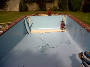 AguasMetalicas Avisos gratis en Chile en Antofagasta |  Reparaci&oacute;n de piscinas con liner solo en 4 d&iacute;as 10 a&ntilde;os de garant&iacute;a., material asismico, rehabilitamos cualquier piscina.