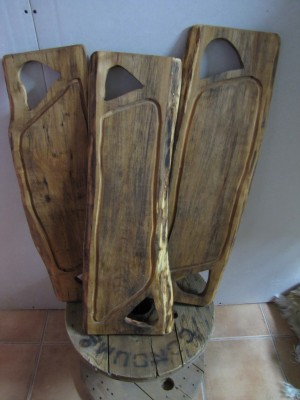 MARIANA ALVAREZ Avisos gratis en Chile en Las Condes |  TABLAS PARA ASADOS TALLADAS A MANO, TABLAS PARA ASADOS RUSTICAS