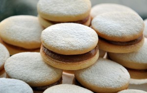 Lucia Elena Lazo Acu&ntilde;a Avisos gratis en Chile en Santiago |  Servicios de Cocteler&iacute;a a Domicilio: Canap&eacute;s, Tapaditos, Brochetas, Dulces,, Servicios de Cocteler&iacute;a a Domicilio