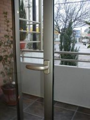 REPARACION Y MANTENCION DE VENTANAS Avisos gratis en Chile en Las Condes |  REPARACION DE PUERTAS Y VENTANAS FONO; 6 435 63 32, ventanas,puertas,correderas,shower door,reparaciones