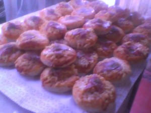 Lucia Lazo Acu&ntilde;a Avisos gratis en Chile en Santiago |  Ofresco Ricos Canapes - Dulces - Brochetas - Empanadas Cocktel, cocteleria a domicilio a Domicilio