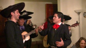 Mariachi Juarez Avisos gratis en Chile en Santiago |  Serenatas a domicilio, contrata a los mejores (09) 88690906, Mariachi juarez, serenatas a domicilio