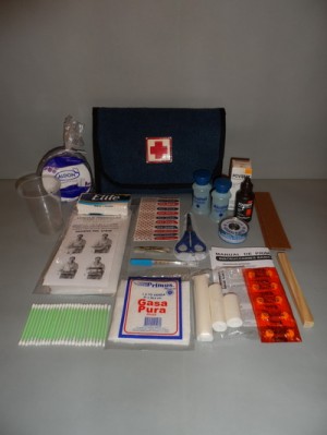 FELIX J.CABRERA QUIROGA Avisos gratis en Chile en Caleta Tortel |  Botiquin de primeros auxilios ,para usos en emergencias medicas,maxivi, Venta por docena y por unidad,envios a todo chile