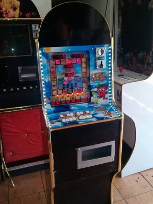 RENTAGAME CHILE Avisos gratis en Chile en La Cisterna |  Maquina de juegos slot  wrestlemania /precio: $ 250.000, Maquinas de juego