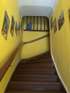 Elianira Avisos gratis en Chile en Valpara&iacute;so |  Hospedaje para estudiantes universitarios-periodo academico - 2021, Habitaciones individuales muy iluminadas y amobladas