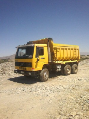 Jhonny O Avisos gratis en Chile en San Bernardo |  Camion tolva fl-10 volvo 25.500.000, camion se encuentra en San Bernardo
