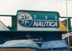 Francisco Franciz Avisos gratis en Chile en Maip&uacute; |  Letras Autoadhesivas,Letreros, Logotipos, Publicidad en vitrinas, vehiculos, se&ntilde;al&eacute;tica vial e institucional...