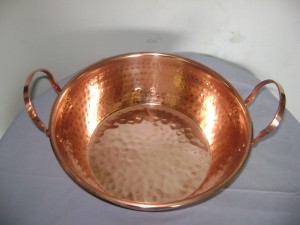 Maricel Diaz Galaz Avisos gratis en Chile en El Bosque |  Hermosos productos de cobre pailas, sartesnes cucharones, boll, espumadores, Mandanos tu correo solicitando fotos y precios o llamanos al 02 527 15 51