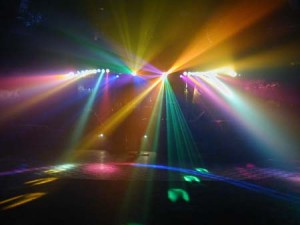 Iluminacion Laser Avisos gratis en Chile en Santiago |  Arriendo de equipos audio amplificaci&oacute;n iluminaci&oacute;n dj para eventos, Arriendo luces para fiestas, luces de colores, ritmicas, ultravioletas, str