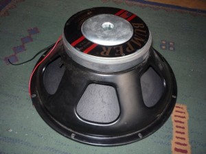 osvaldo Avisos gratis en Chile en San Miguel |  parlantes Bumper americanos 15, otros parlantes de15