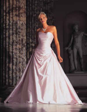 Wilma Fuentes Avisos gratis en Chile en Santiago |  PELUQUERIA*WILMA FUENTES*ESPECIALISTA EN NOVIAS * GRADUACIONES * FIESTAS*EV, *SERVICIOS A DOMICILIO***MAQUILLAJE PROFESIONAL MAC