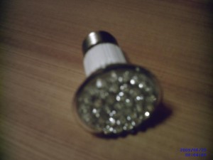 alberto Avisos gratis en Chile en Santiago |  Ahorre Energia Electrica- ampolleta con 38 led-Tipo Dicroica, consumo electrico 3 watt