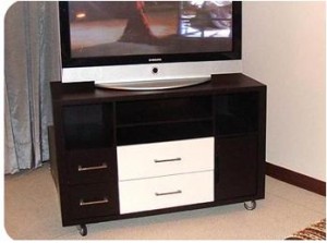 Rosa Briones Avisos gratis en Chile en Santiago |  Rack TV -Comoda Lacado, Muebles nuevos a pedido, MDF lacado. Calidad, durabilidad y dise&ntilde;o