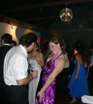 Primercorte Producciones Avisos gratis en Chile en Las Condes |  M&uacute;sica, Iluminaci&oacute;n, Amplificaci&oacute;n, Dj, M&uacute;sica Envasada, Eventos, Sonido..., Matrimonios, Bodas, Eventos, Cumplea&ntilde;os, Fiestas...