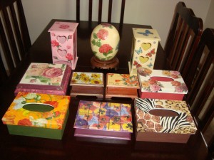 flor suarez . Avisos gratis en Chile en La Granja |  vendo todo tipo artesanias decoupage,oleo ,policromia etc......, me encuentras en  la villa suiza ,esquina colegio saint cristhian college..