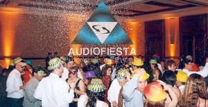 Audiofiesta Avisos gratis en Chile en Santiago |  M&uacute;sica para Matrimonios, M&uacute;sica Envasada, Amplificaci&oacute;n, Iluminaci&oacute;n, Video, M&uacute;sica pata Matrimonios, Fiestas y Eventos.