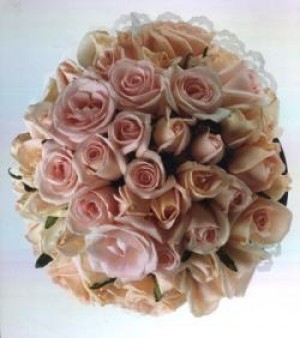 Mauricio Rojas Avisos gratis en Chile en Santiago |  ARREGLOS FLORES NATURALES , RAMOS DE NOVIA, DECORACION MATRIMONIOS, MAURICIO ROJAS - WILMA FUENTES PEINADOS Y MAQUILLAJES A DOMICILIO