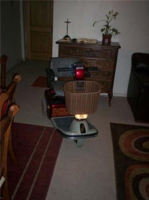 Maribel Gambra Avisos gratis en Chile en Providencia |  VENDO SCOOTER SHOPRIDER PARA ADULTO MAYOR Y/O MINUSVALIDOS, 3 RUEDAS OFERTA $500.000