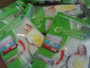 Nestor Beltran Avisos gratis en Chile en La Florida |  Vendo Bolsas Comprimibles Para Guardar Ropa., Libere u 75% m&aacute;s de espacio con este maravilloso producto